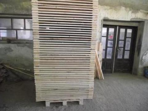 Materie prima pentru asamblare paleti din lemn de la Dogarul Albert Srl