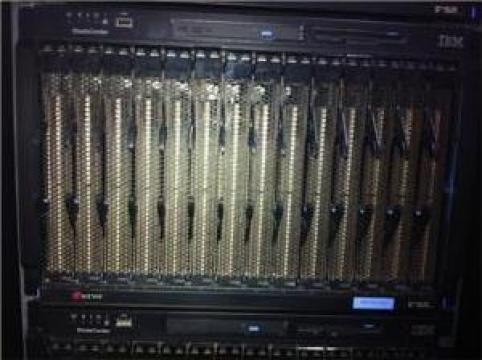 Server IBM Bladecenter + 14 Blades