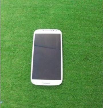 Telefon mobil Samsung S4 i9506 2.3 Ghz de la 