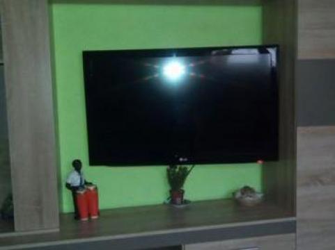Televizor LCD LG de la 