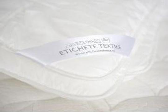 Etichete textile de la Etitech Srl