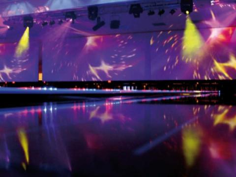 Sisteme de lumini si sunet pentru linie de bowling de la Rom Bowling Intl Srl