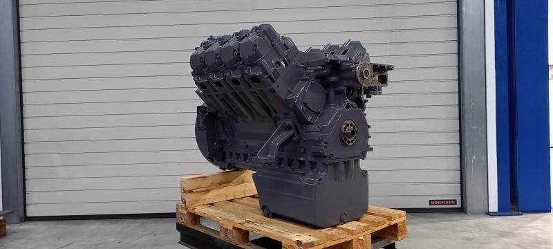 Motor Deutz BF8M1015CP lung - reconditionat de la Engine Parts Center Srl