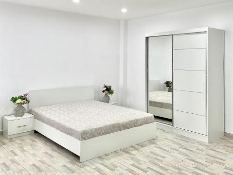 Dormitor Albania alb cu pat matrimonial alb 140 cm x 200 cm de la Wizmag Distribution Srl
