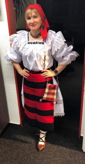 Costum popular de Maramures pentru femei cu zadii de la Tomsa Irina Persoana Fizica Autorizata