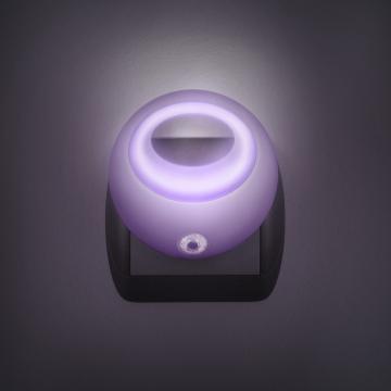 Lampa de veghe cu LED si senzor de lumina - violet de la Future Focus Srl