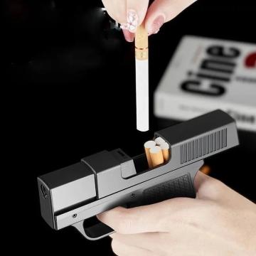 Bricheta metalica cu tabachera in forma unui pistol