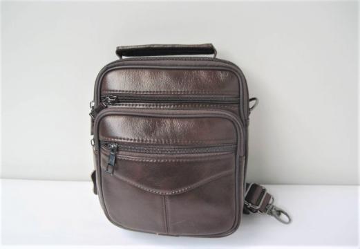 Borseta maro din piele pentru barbati - 2510