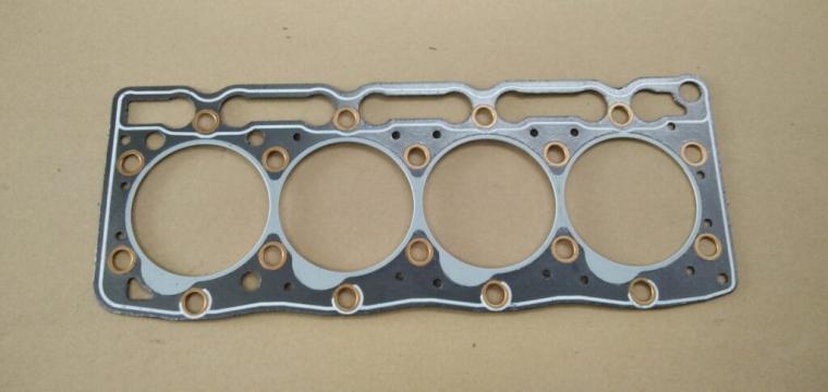 Garnitura de chiuloasa motor Kubota V1505 de la Kubo Yanm Industrial Srl