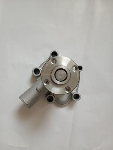 Pompa apa Yanmar 3TNA72 121450-42010 | compatibila 3T72