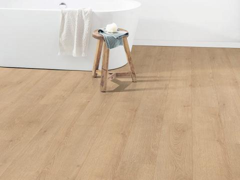 Parchet laminat Egger EPL046 Stejar Newbury deschis 12 mm