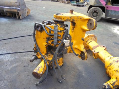 Articulatie brat spate de JCB 3CX