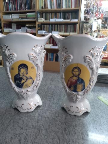 Vaze Silvia decor religios zalau de la Chris World Srl