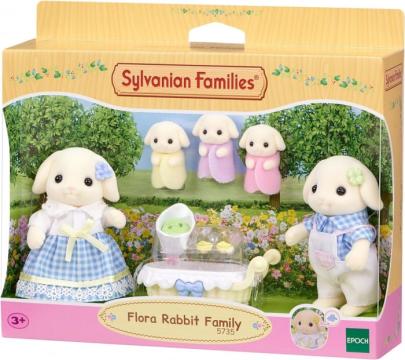 Figurine Sylvanian Families - Familia Iepurasilor Flora de la Montana Imobiliare Srl