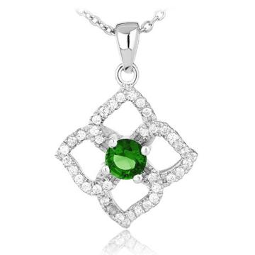 Colier Lucky Clover Emerald Silver 925 de la Luxury Concepts Srl