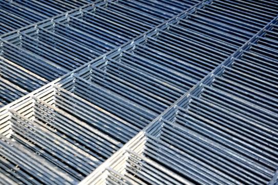 Panou bordurat zincat dublu fir 1230x2510mm, 5/4/5mm