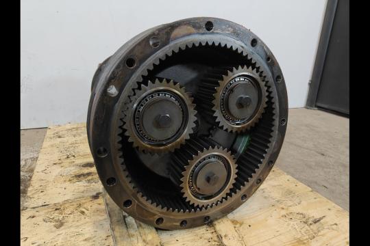 Axa spate stanga John Deere 6R 250