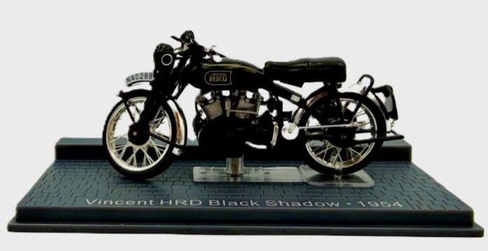 Macheta motocicleta Vincent HRD Black Shadow 1954 scara 1:24 de la Hobbyplanet Romania