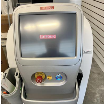 Laser tratamente cosmetice Lutronic Clarity II 2023 de la 24fix Service