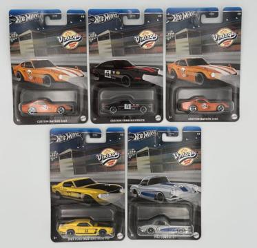 Jucarie 5 masinute metalice Hot Wheels Vintage Racing Club